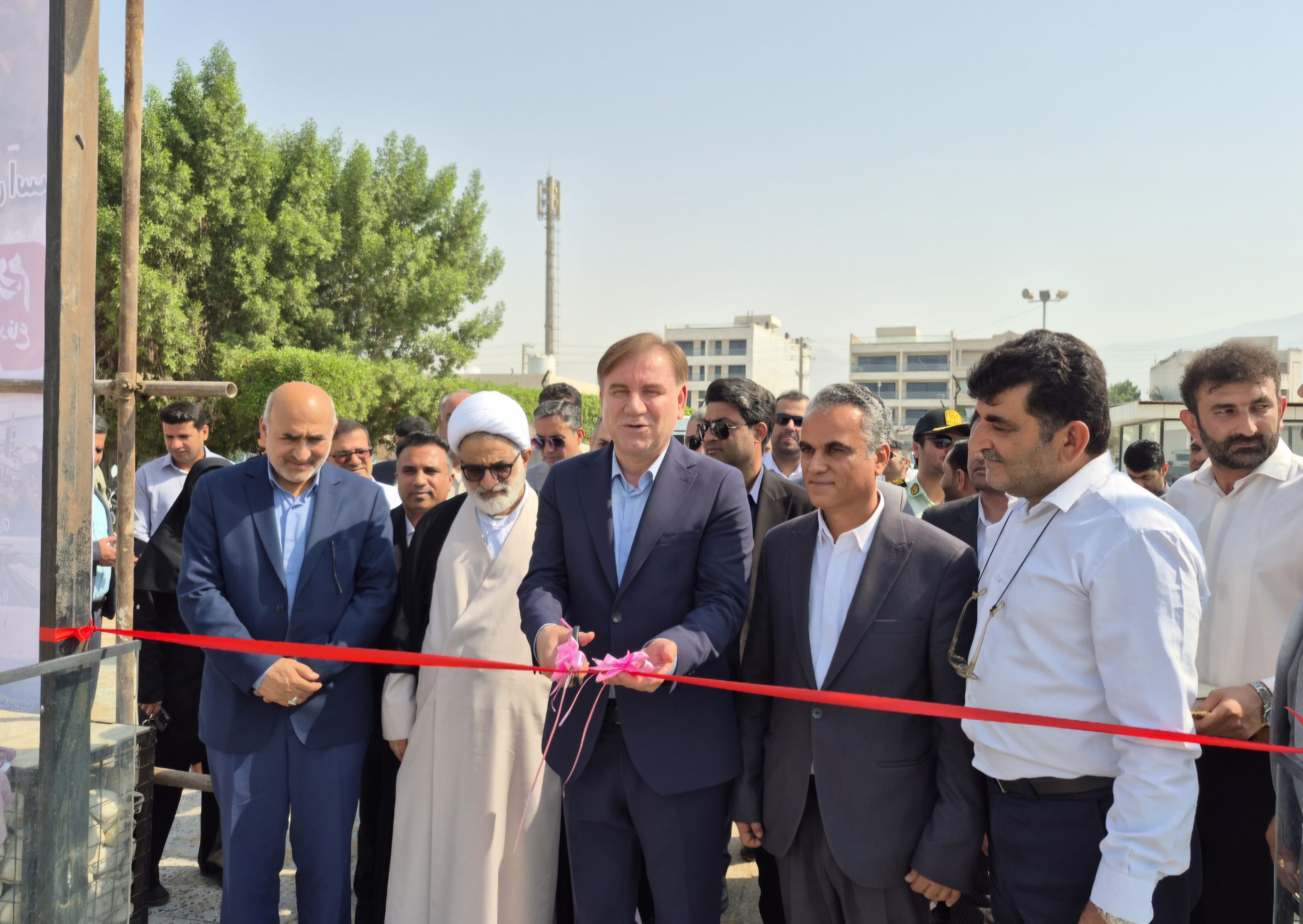 نخستین مرکز گردشگری ساحلی در بستر دریا کلید خورد؛ استارت جدی برای توسعه گردشگری دریامحور