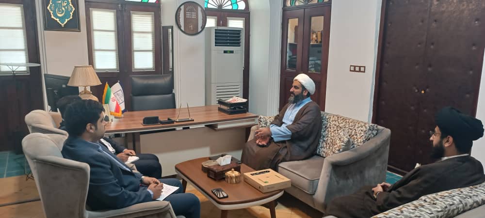 نشست مشترک مدیرکل تبلیغات اسلامی و مدیرکل میراث‌فرهنگی، گردشگری و صنایع‌دستی استان بوشهر با محوریت توسعه گردشگری مقاومت و حفظ میراث فرهنگی